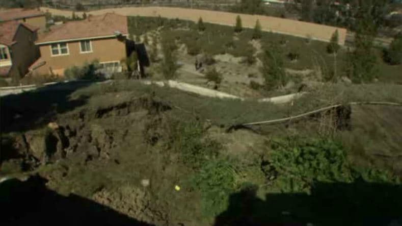 Regresan las lluvias y hay riesgo de colapso de viviendas en Canyon Country