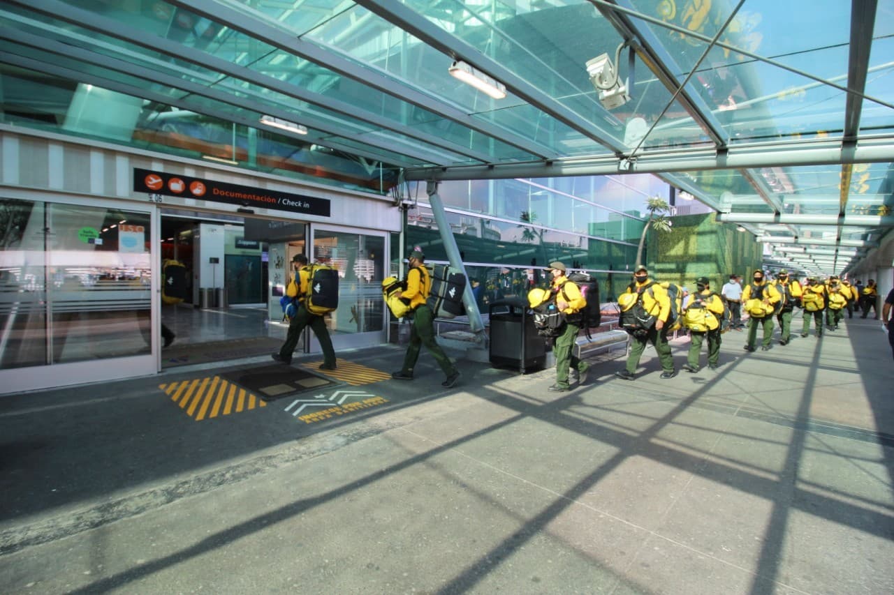 Los bomberos seleccionados provienen de diferentes estados de México y se espera que sean asignados para socorrer a los combatientes del complejo de incendios Sequoia, el cual arde en la parte alta del condado de Tulare.