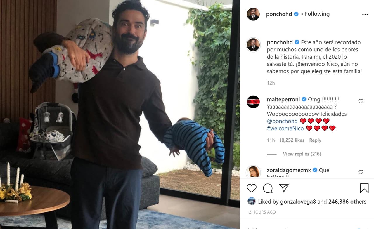 Con esta foto, en la que aparece cargando a sus dos hijos, 
<b><a href="https://www.instagram.com/p/CIcVuJbHisr/" target="_blank">presentó al nuevo miembro de la familia</a></b>. De nueva cuenta, se reservó las identidades de los niños. 
<br>