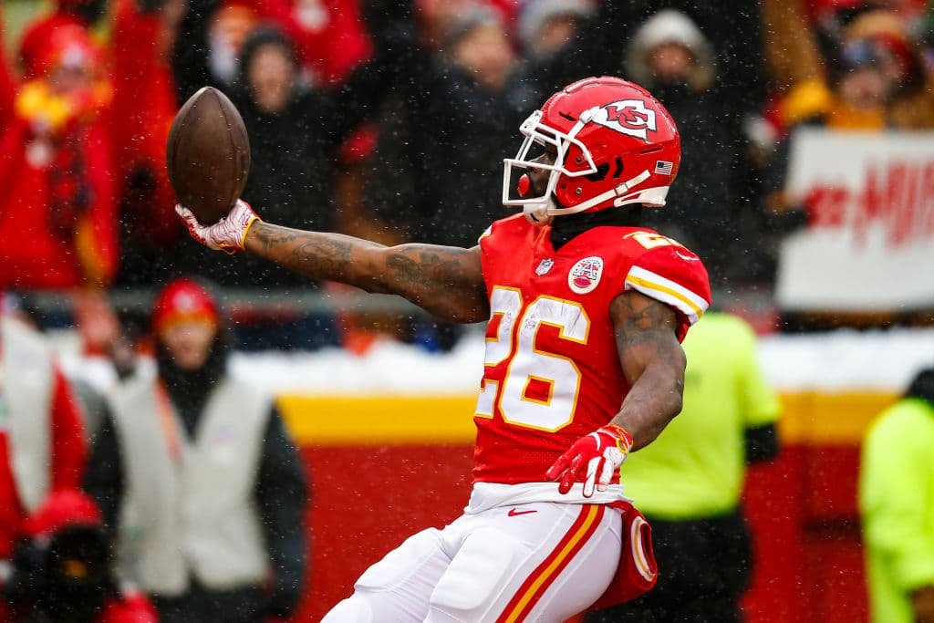 Damien Williams dio el partido de su vida ante los Colts el sábado pasado con sus 129 yardas y un touchdown en 25 acarreos. Se espera de él esa solidez en el backfield de KC.