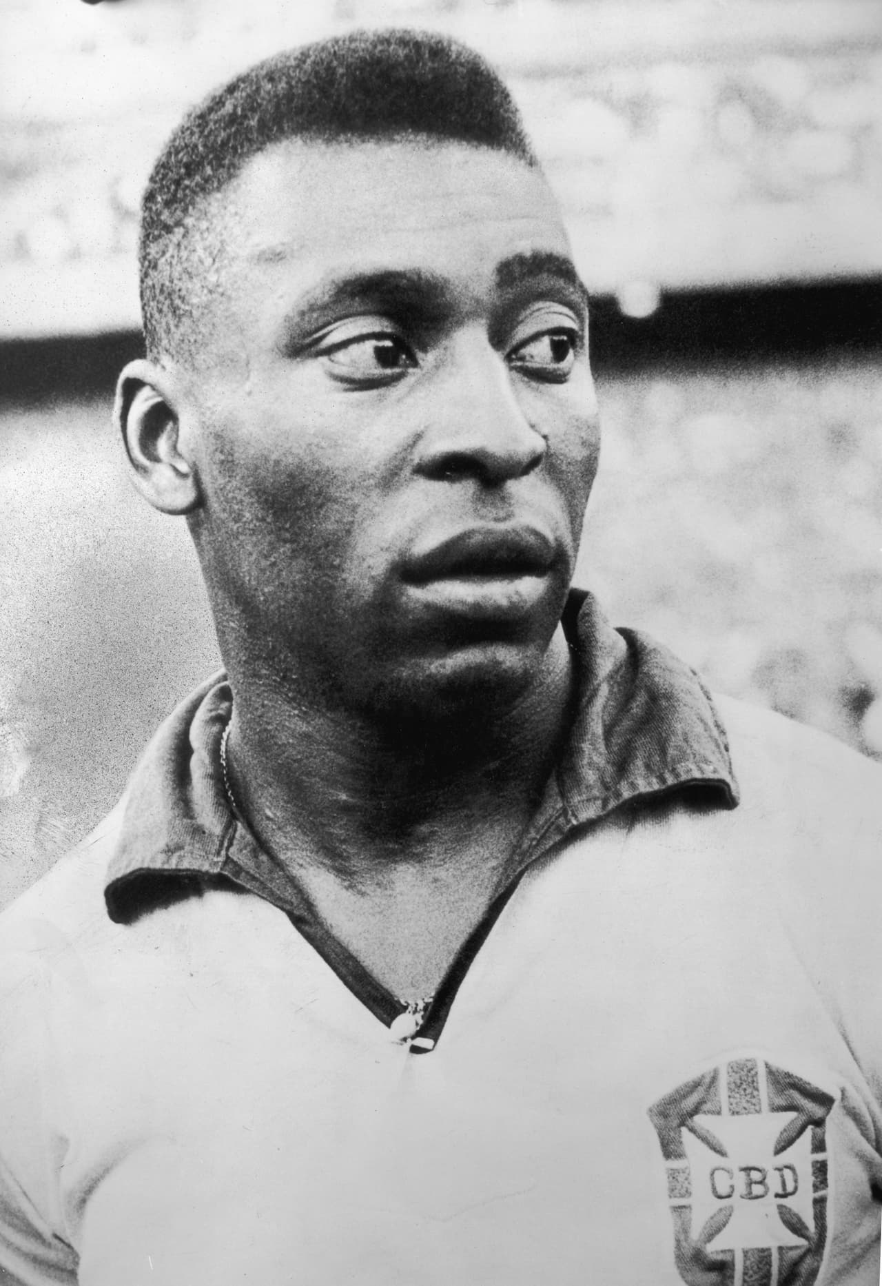 <b>Pelé:</b> Uno de los mejores futbolistas en la historia deslumbró en la Copa del Mundo de 1958 tras consagrarse como campeón con la Selección de Brasil en la máxima justa en este deporte.