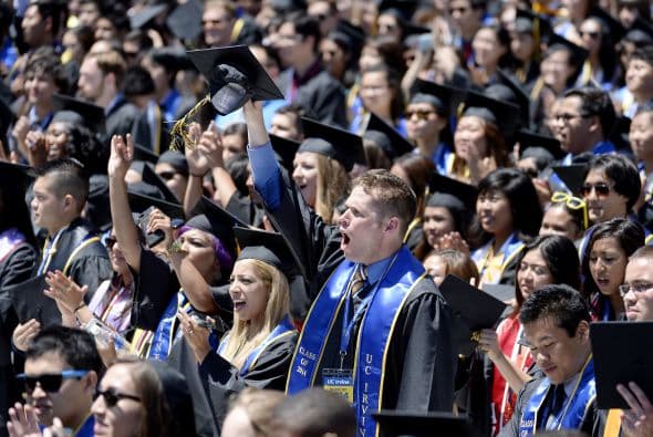 Por ello, anunció un fondo de 1.000 millones de dólares para las comunidades que se han visto afectadas.