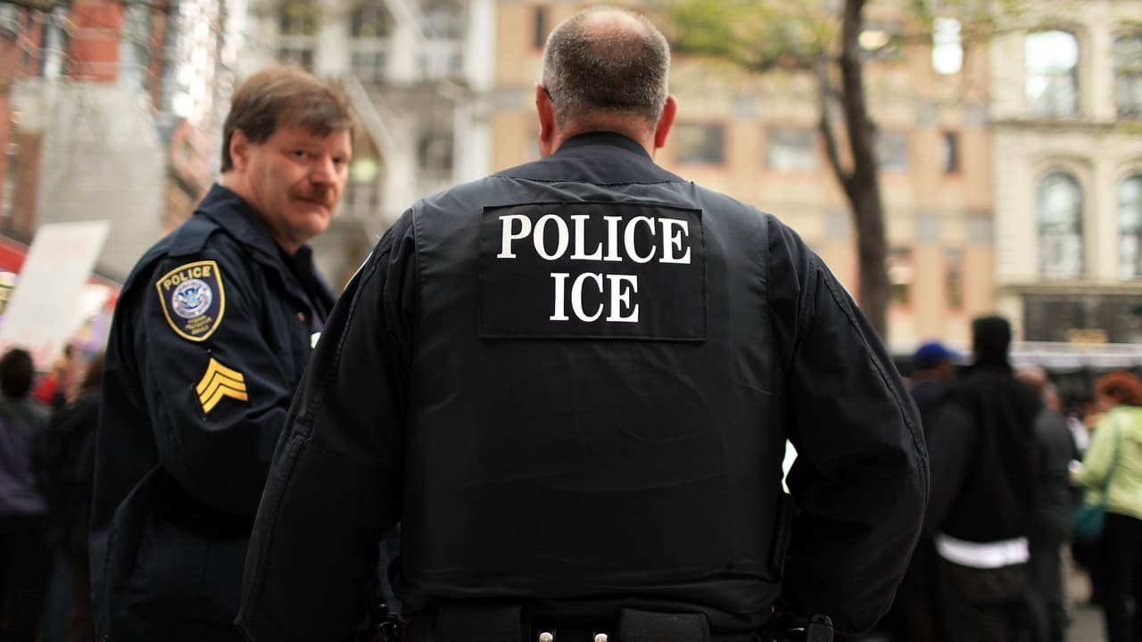 El fiscal de Nueva York advierte de falsos agentes de ICE que detienen a inmigrantes