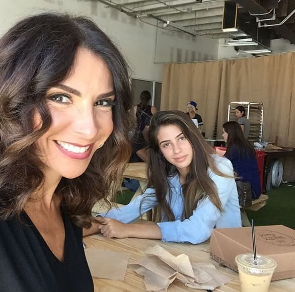 Pero ahora se divierte de mil maneras con ellas.