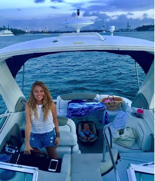 Paulina Rubio se convirtió por segunda ocasión en mamá cuando nació Eros, fruto de una relación con el cantante Gerardo Bazúa.