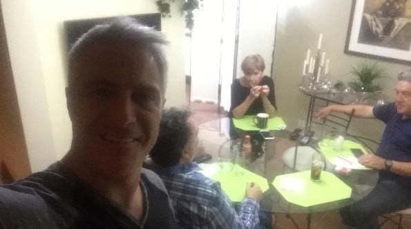 LIsardo aprovecha sus ratos libres para descansar y pasar tiempo con la familia.