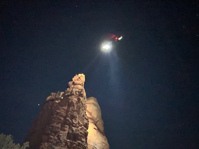 Fue un trabajo que realizó en conjunto con la Oficina del Sheriff del Condado Coconino y el Departamento de Seguridad Pública.