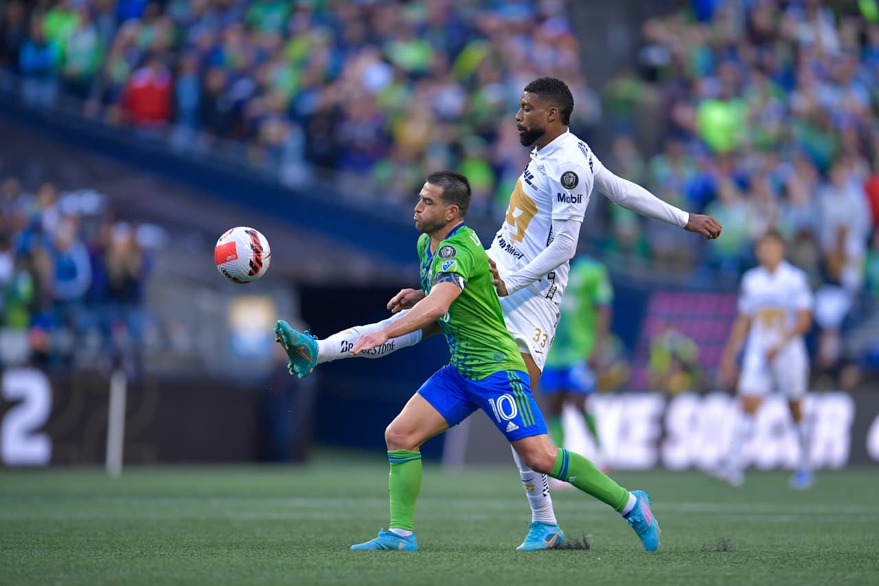 Seattle Sounders fue ampliamente superior a Pumas y se impuso con un doblete de Raúl Ruidíaz y otro tanto de Nicolás Lodeiro.