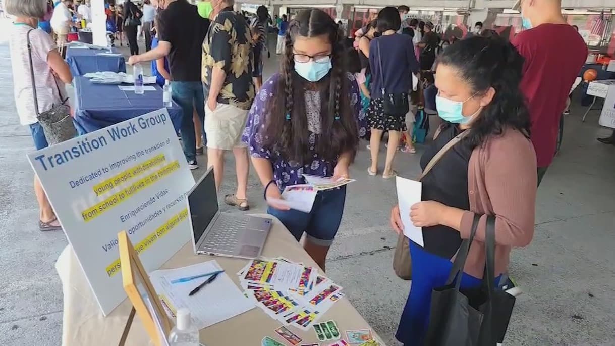 Dieciséis organizaciones hispanas brindan apoyo a personas con discapacidad