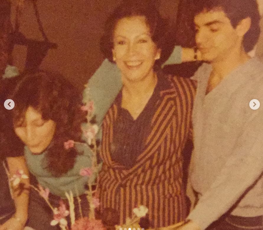 De quien sí habló fue de Eugenio Derbez: "Somos muy amigos. 
<b><a href="https://www.univision.com/famosos/llevo-buena-relacion-con-eugenio-esposo-de-victoria-ruffo-reacciona-al-meme-que-le-hizo-derbez-fotos" target="_blank">Nos llevamos muy bien</a></b>", dijo.
<br>