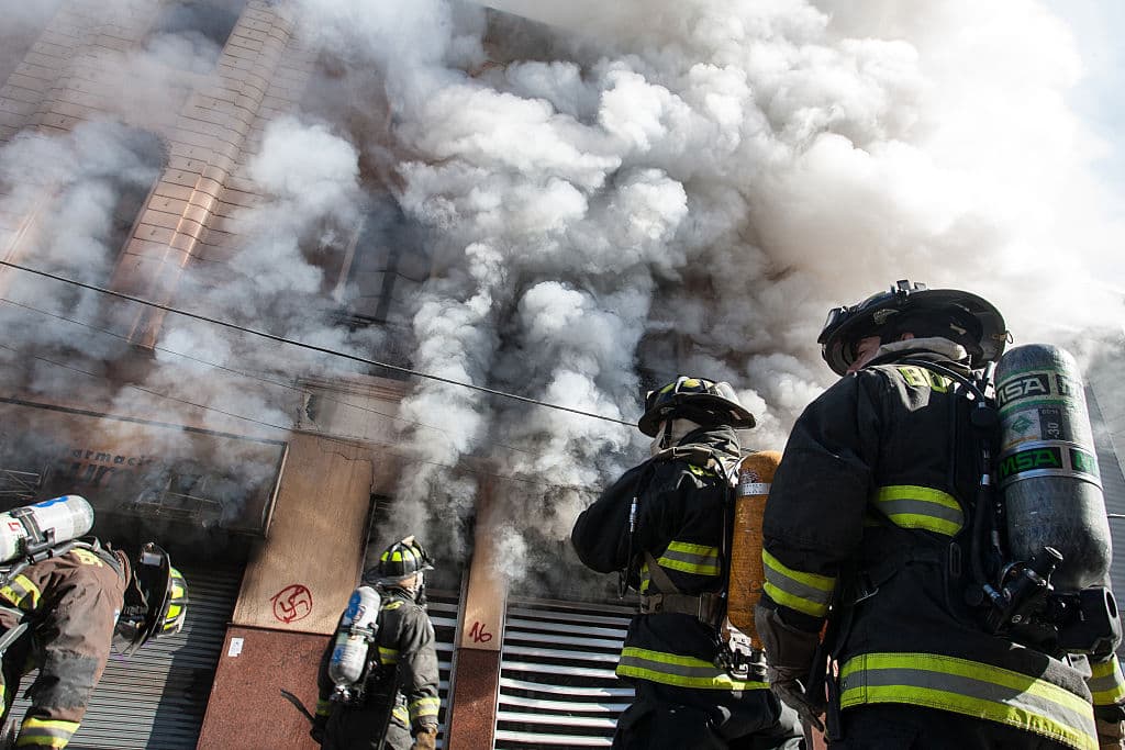 Chile: un muerto en violentas protestas en Valparaíso