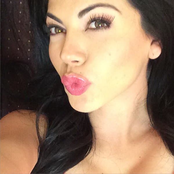 Pero en 2009 viajó a Argentina donde grabó la novela 'Los exitoso Pérez', esto junto a 
<b><a href="http://www.univision.com/temas/jaime-camil">Jaime Camil</a></b> y 
<b><a href="http://www.univision.com/temas/jose-ron">José Ron</a></b>.