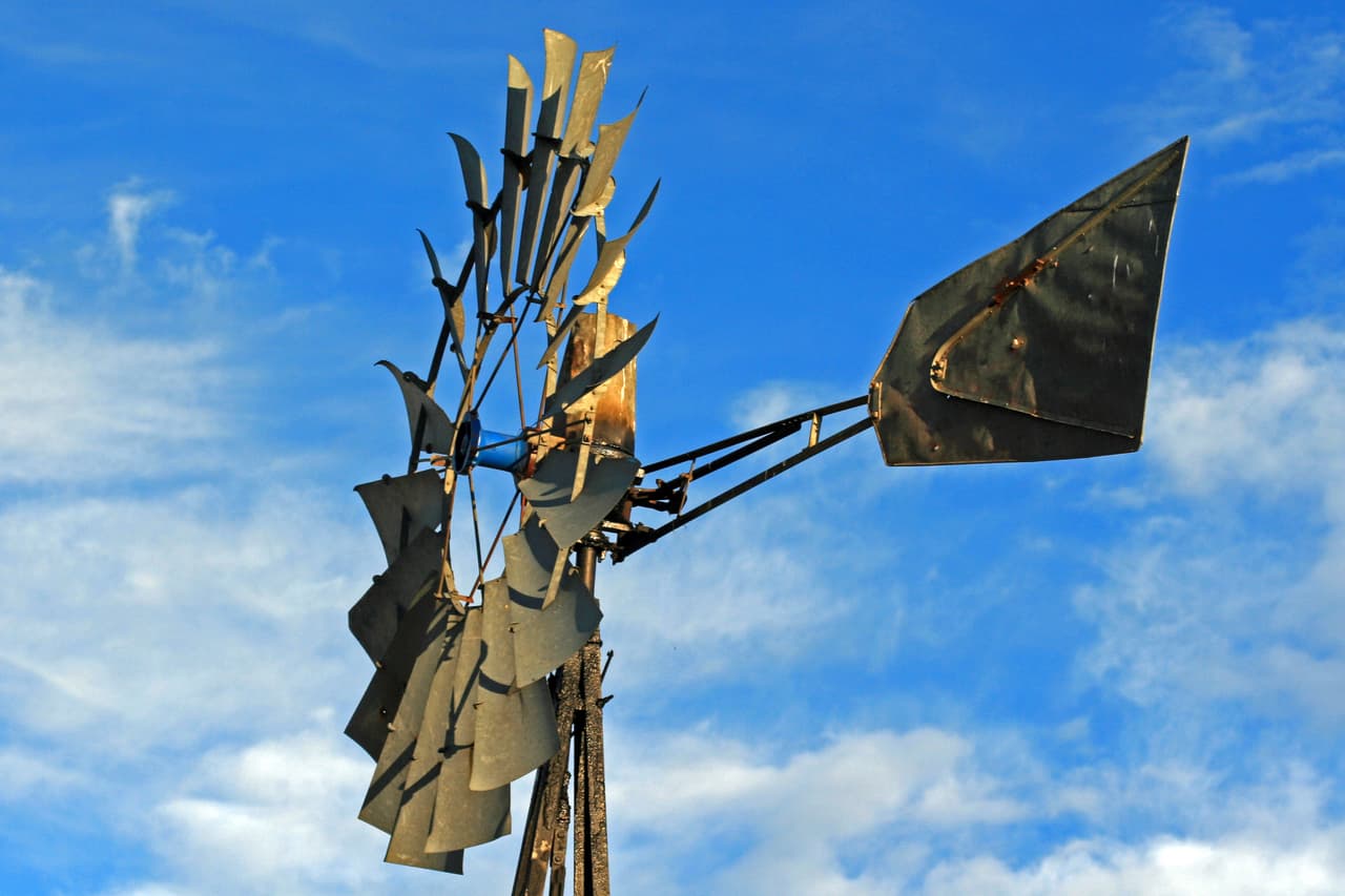 <b>En Wyoming | el lugar más pobre es Lusk</b>
<br>
<br>🔘 
<b>Ingreso medio de Lusk:</b> $38,477 
<br>🔘 
<b>Ingreso medio de Wyoming:</b> $64,049
<br>🔘 
<b>Adultos con educación universitaria:</b> 12.8%
<br>🔘 
<b>Población que vive en la pobreza:</b> 25.1%
<br>🔘 
<b>Valor promedio de la propiedad: </b>$129,500