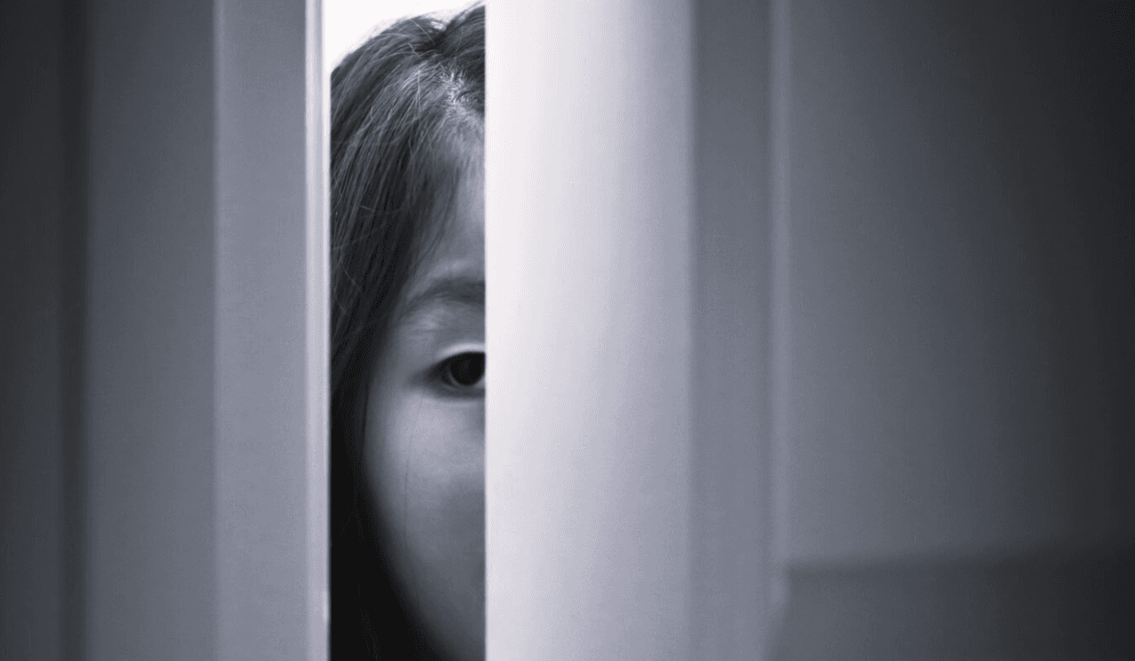 Obra de teatro en Carolina del Norte hace visible el sufrimiento de víctimas de violencia doméstica y presenta ‘el violentómetro’