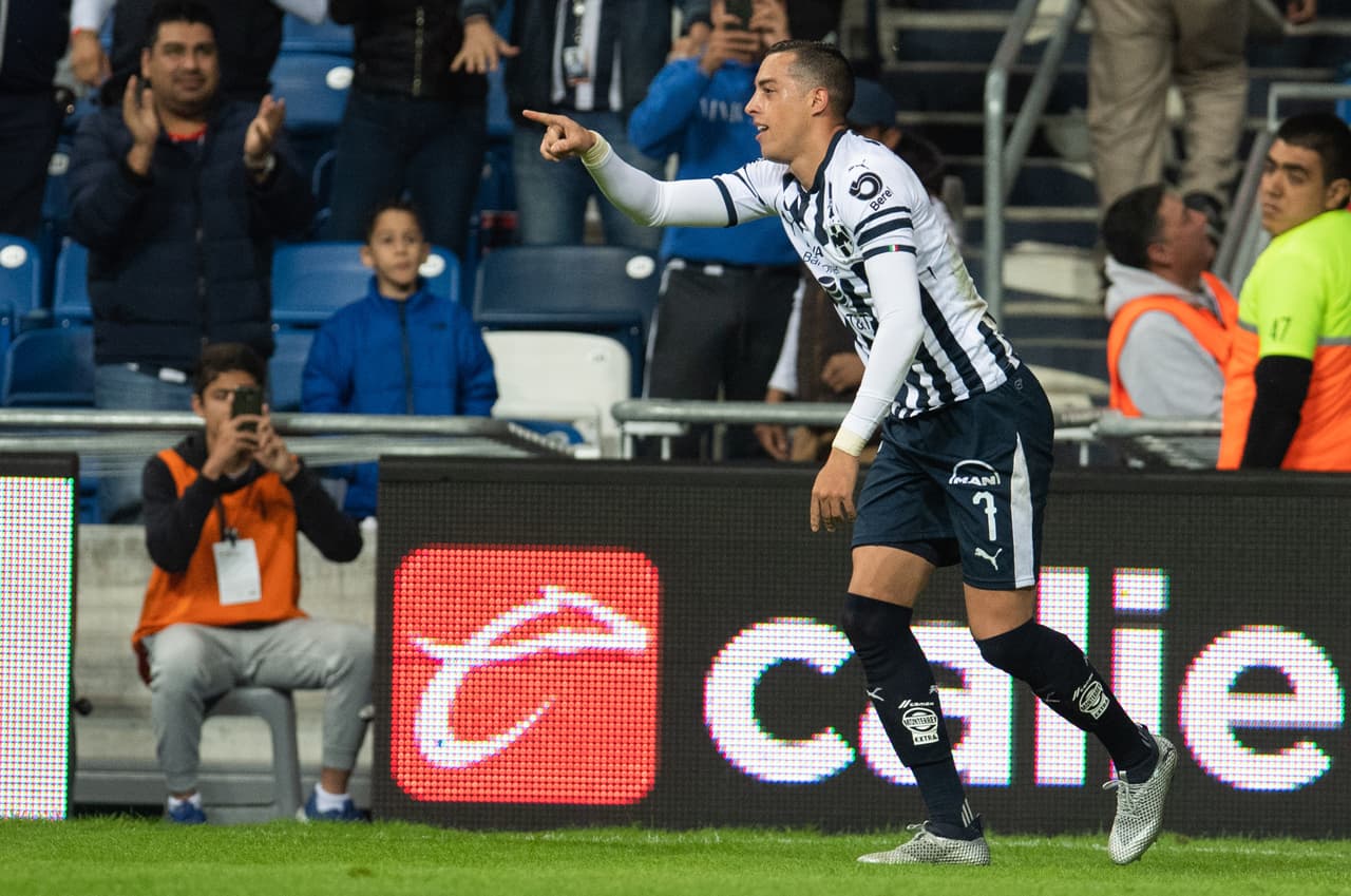 10. Rogelio Funes Mori (Monterrey) - 5.7 millones de dólares