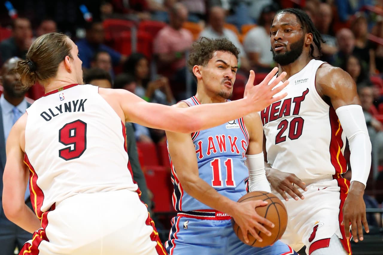 <b>ATLANTA 113-114 MIAMI</b>. El Heat (29-34) sumó su segundo triunfo y no renuncian a los Playoffs, pues están cerca, arañando el último boleto tras vencer a los Hawks (22-43) en American Airlines Center.