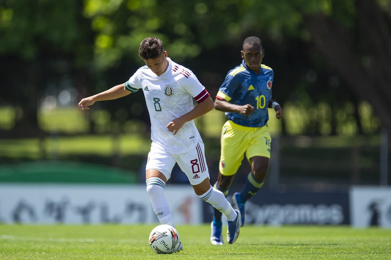 México venció a Colombia con goles de Santiago Muñoz y Efraín Álvarez para quedarse con el tercer lugar del torneo Maurice Revello.