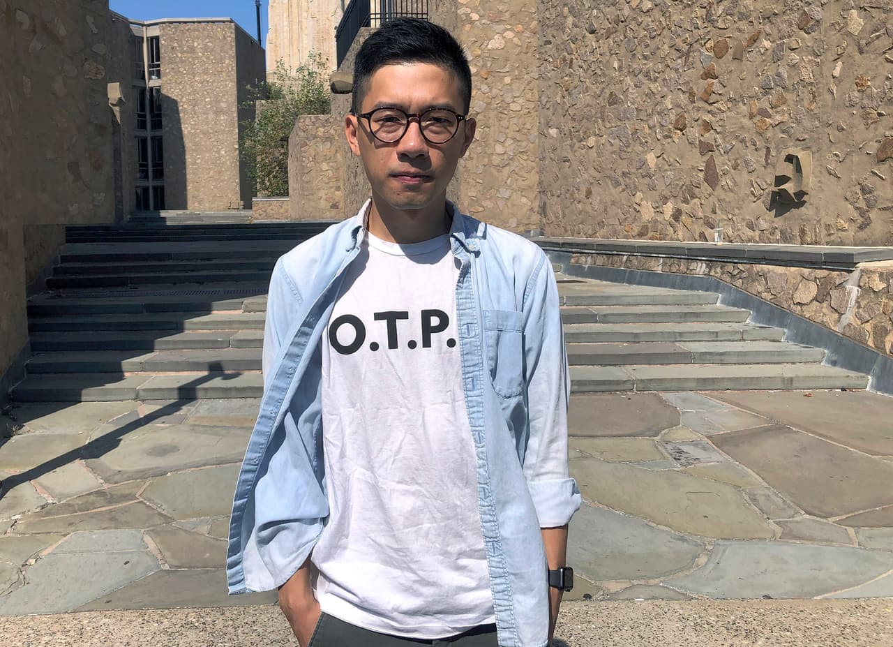 <b>Nathan Law, <a href="https://www.univision.com/noticias/mundo/hong-kong-esta-viviendo-las-protestas-mas-grandes-de-su-historia-de-que-se-tratan">activista prodemocracia de Hong Kong</a>. </b> Es graduado de la Universidad de Yale y fue invitado a presenciar el discurso por el Senador Rick Scott, republicano de Florida.