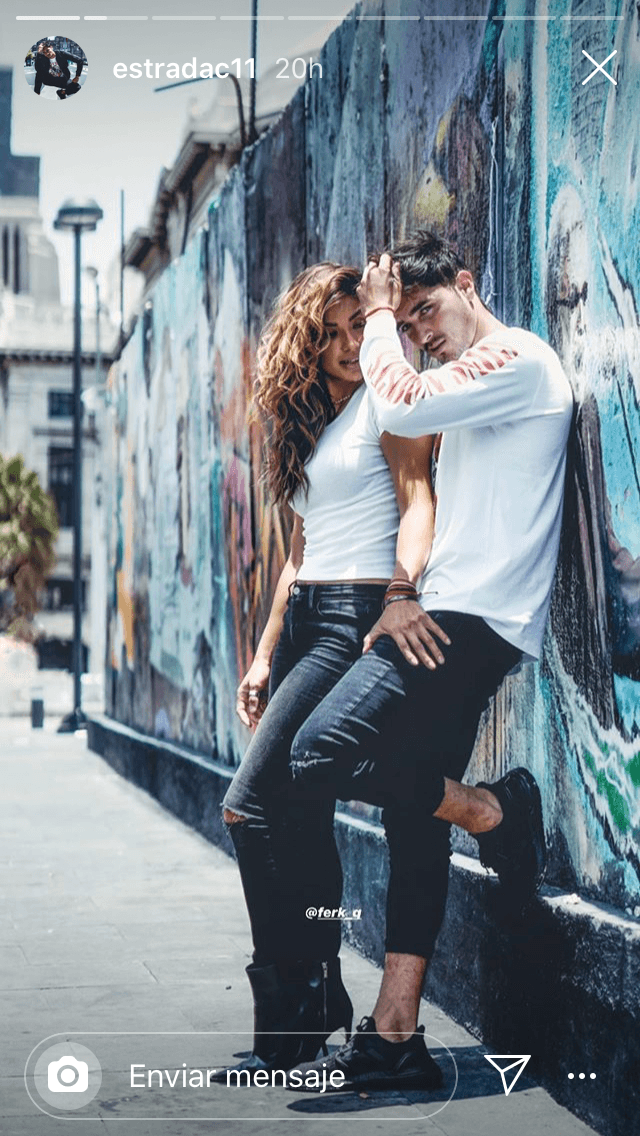 Por la mañana, durante la transmisión de 
<b><a href="https://www.youtube.com/watch?v=2i36Pw_CjKI" target="_blank">Hoy</a></b>, Estrada también confirmó el noviazgo con 'Ferka' y pidió que ya no lo relacionen con Frida Sofía. 
<br>