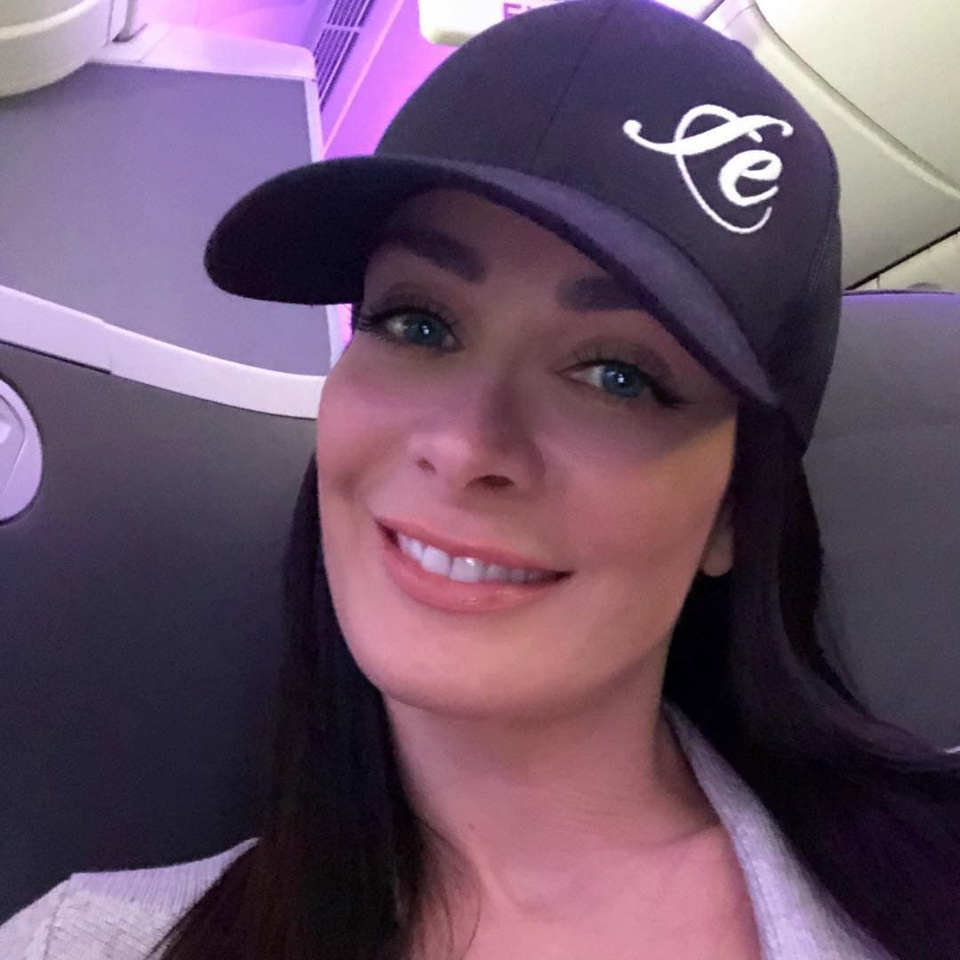 <a href="https://www.univision.com/shows/primer-impacto/dayanara-torres-anuncia-entre-lagrimas-que-tiene-cancer-en-la-piel-video">Dayanara Torres</a> reveló en febrero de 2019 que fue diagnosticada con cáncer de piel, por lo que se ha sometido a tratamientos para combatir la enfermedad.