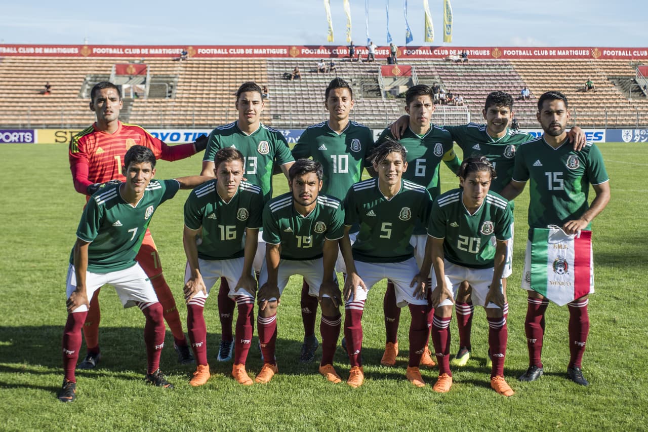Foto de accion del partido Mexico vs Inglaterra correspondiente a la Final del Torneo Esperanzas de Toulon desde Francia. EN LA FOTO: Action photo of the match between Mexico vs England corresponding to the Tournament Finals Hopes of Toulon from France. IN THE PHOTO: