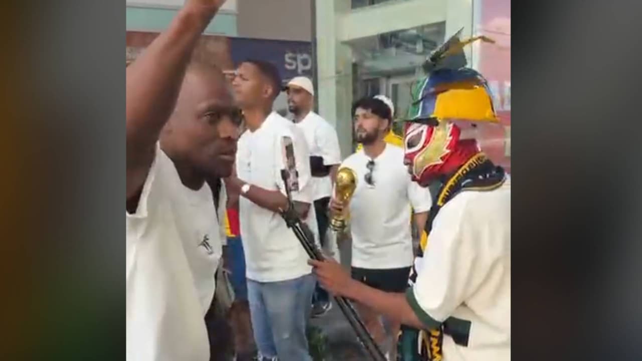 Aficionados de Sudáfrica y su buen ambiente en Monterrey antes del partido contra Corea del Sur