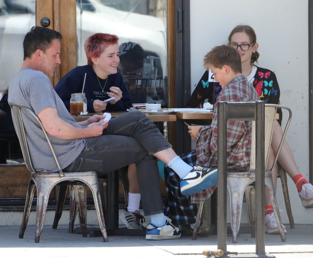 Ben Affleck salió con sus hijos, pero sin Jennifer López.