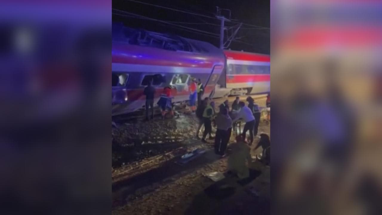 Se impactan trenes de alta velocidad en Andalucía, España; fallecen 21 personas