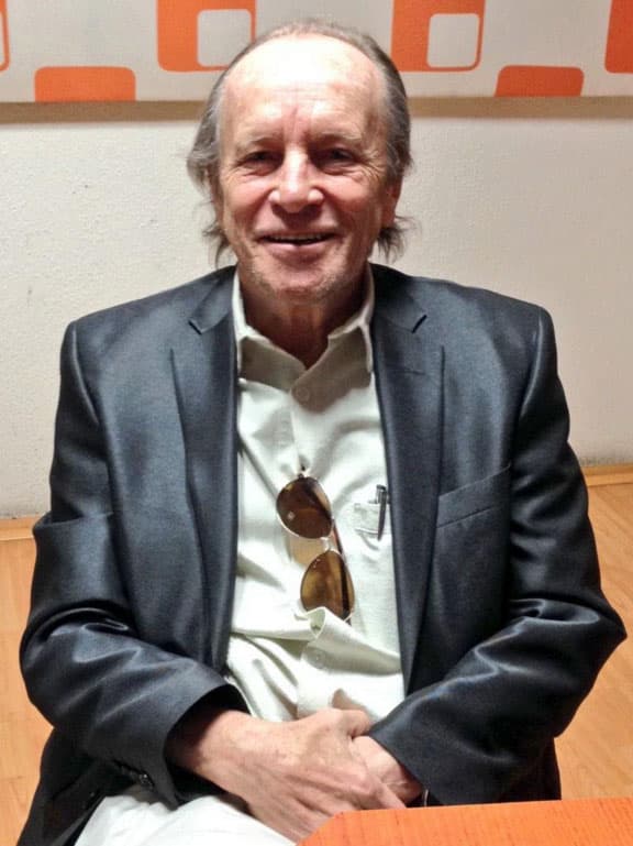 Juen Carlos Colombo también es argentino, pero él nació en San Juan el 7 de noviembre de 1950.