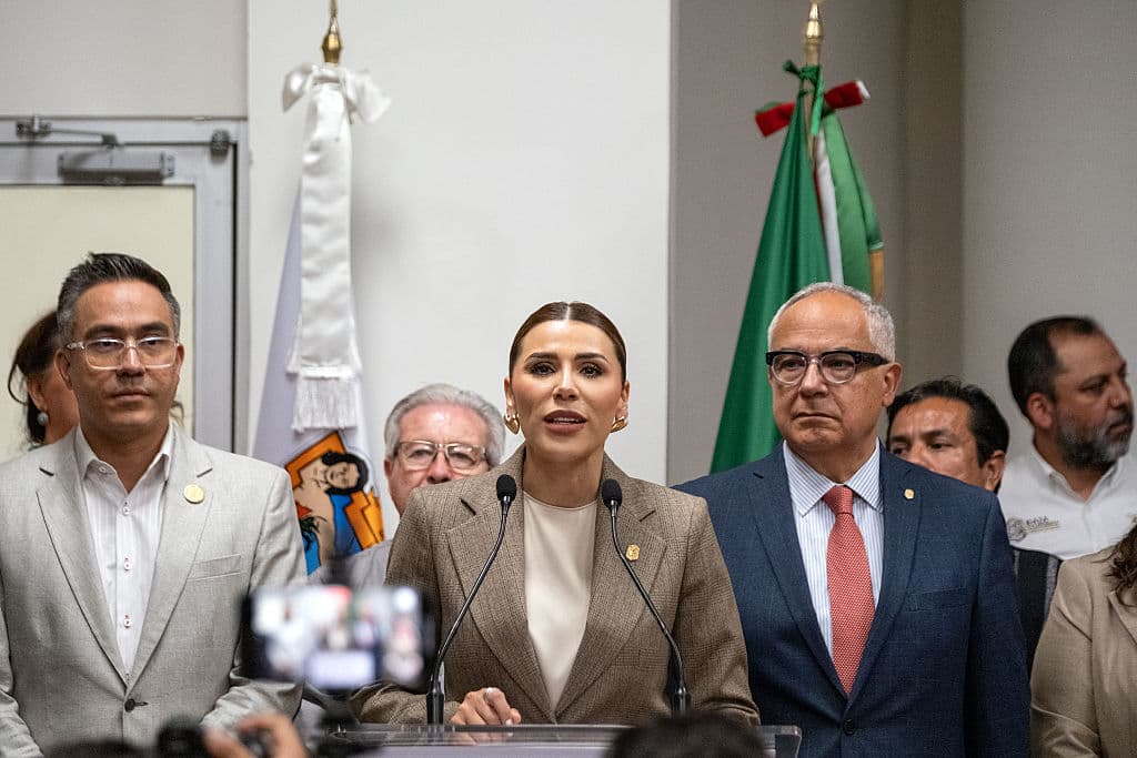 Gobernadora de Baja California desmiente el rumor de sus cuentas bancarias en Estados Unidos