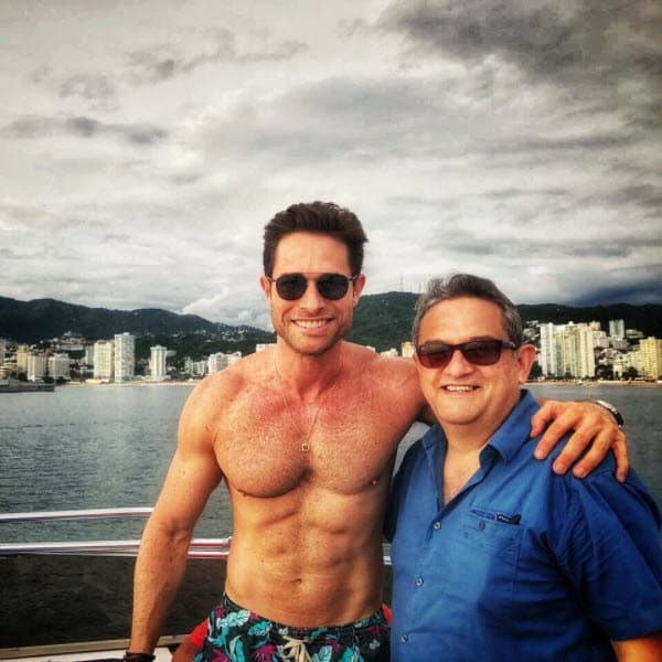 Su abdomen siempre ha dado mucho de qué hablar, pues en algún tiempo se rumoró que se sometió a cirugías para mantenerlo.