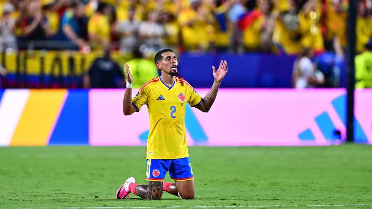Daniel Muñoz aseguró que la eliminación de Colombia 'ya estaba escrita'