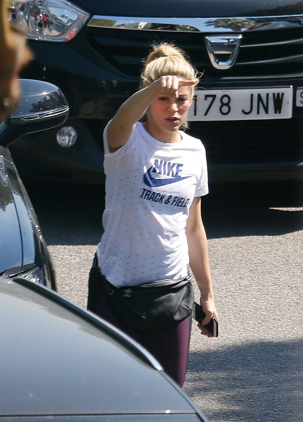 Aunque su verdadero origen se sitúa en diversos puntos a finales del miedevo, además, estaban confeccionadas en cuero y servían para transportar armas, herramientas y víveres.