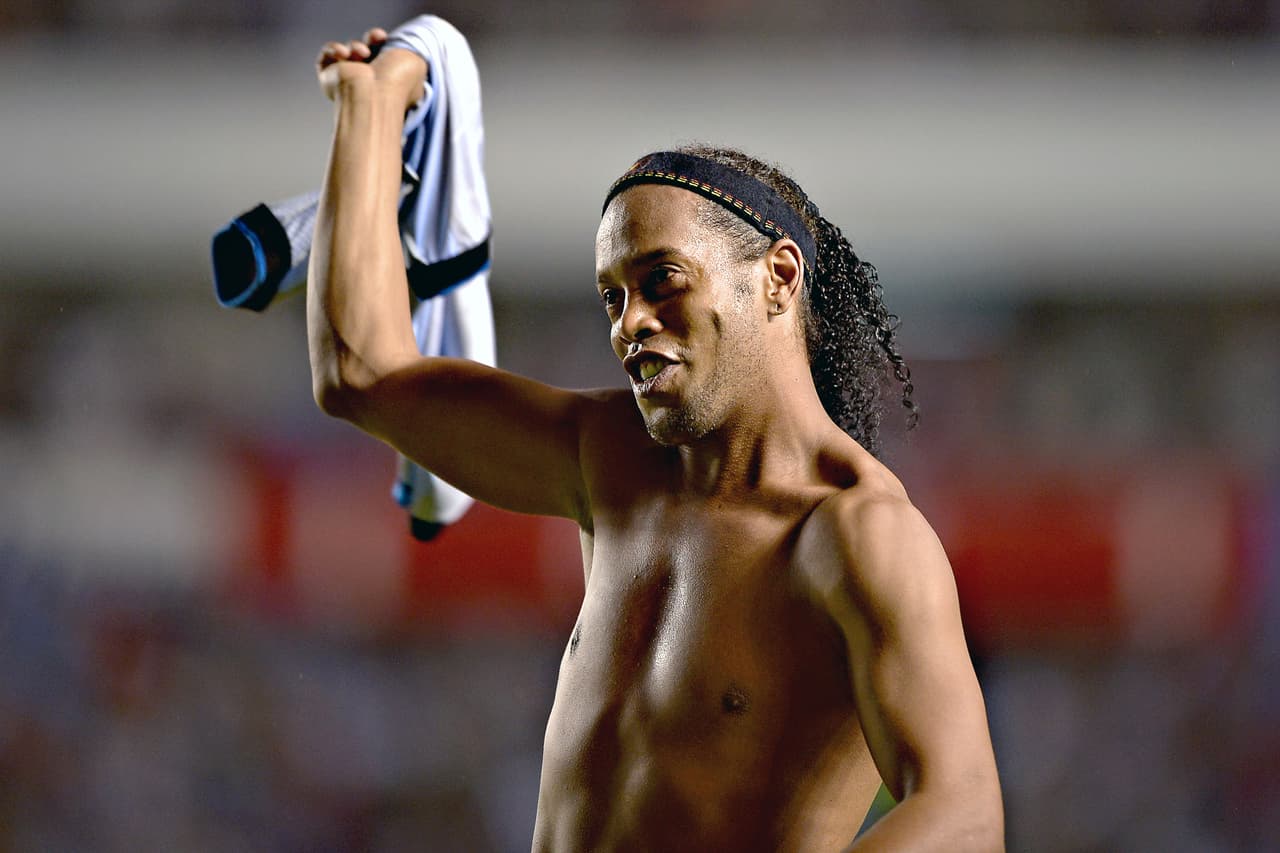 Action photo during the match Queretaro vs Jaguares, corresponding to the round 17 of Clausura 2015 League BBVA Bancomer MX , in the photo : Ronaldinho celebrates his goal of Queretaro Foto de accion durante el partido Queretaro vs Jaguares correspondiente a la Jornada 17 del Torneo Clausura 2015 de la Liga BBVA Bancomer MX, en la foto: Ronaldinho celebra su gol de Queretaro 08/05/2015/MEXSPORT/Isaac Ortiz. Estadio: La Corregidora de Queretaro