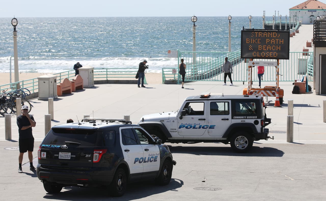 <b>6.- Cierres de las playas:</b>
<br>Uno de los principales atractivos de California son sus costas y recibir la noticia de que ni siquiera a la playa podrías ir devastó a muchos.
<br>