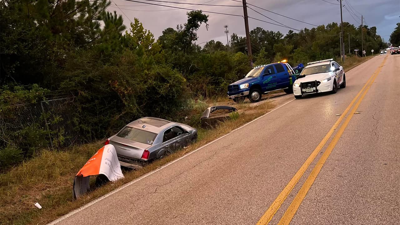 Conductor atropella a una joven de 18 años detrás de una escuela preparatoria en el condado Harris