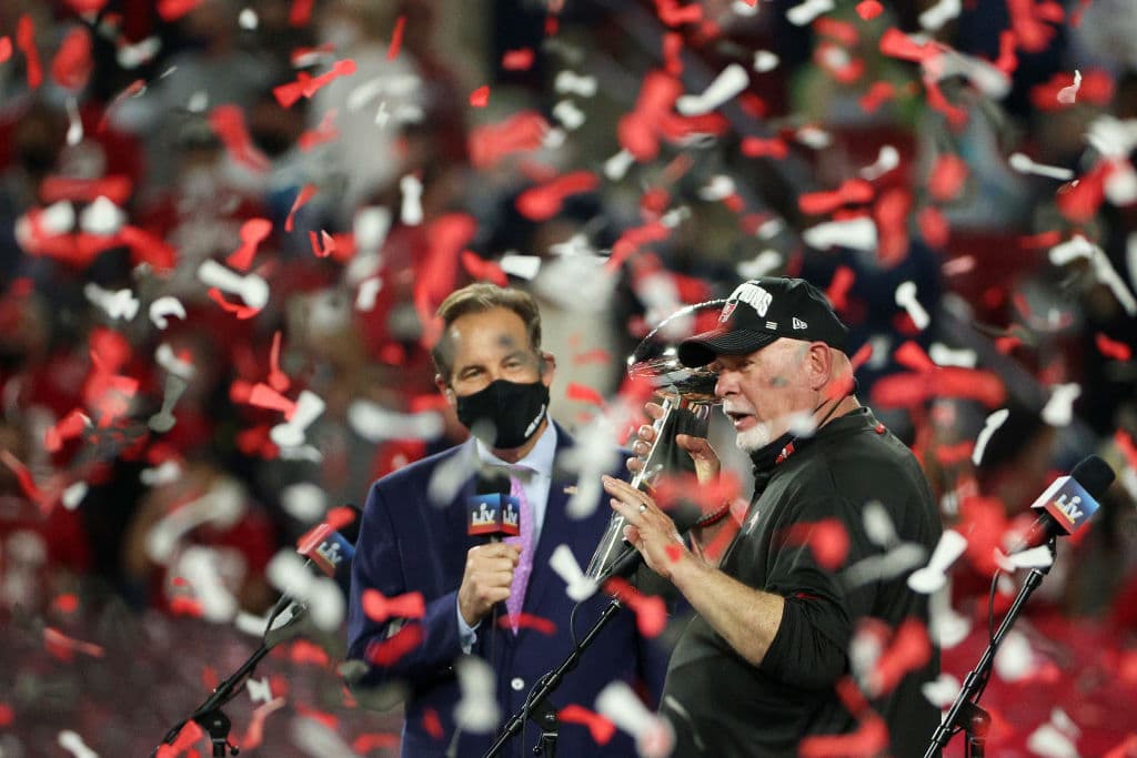 Así celebraron los jugadores de loa Buccaneers su segundo título de NFL luego de imponerse 9-31 a los Kansas City Chiefs.