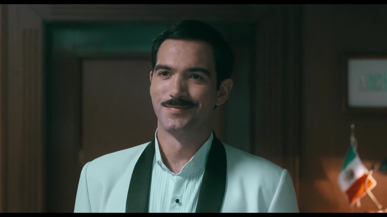 Erick Chapa interpreta a Fernando en Consuelo, serie de ViX.