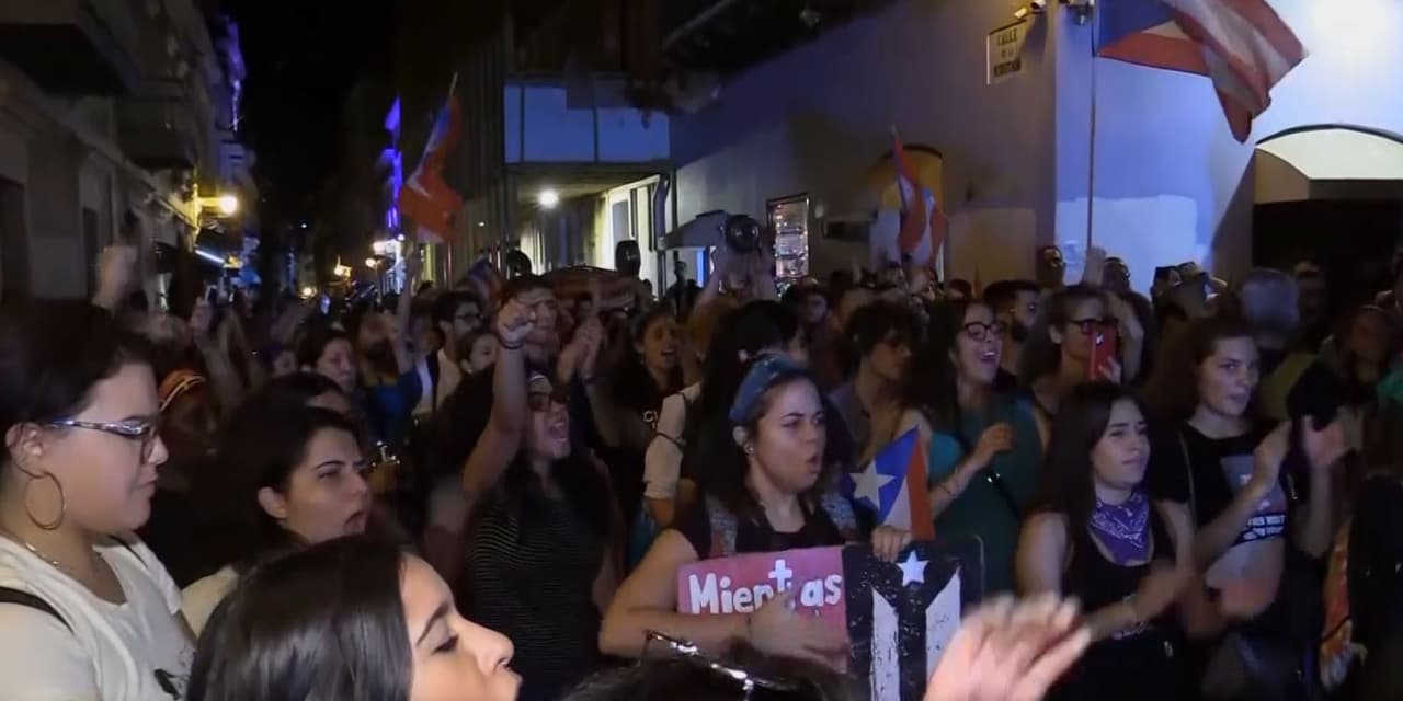 Tras la emergencia que vive la Isla, el presidente de los Estados Unidos firmó una 
<a href="https://www.univision.com/local/puerto-rico-wlii/trump-firma-declaracion-de-desastre-mayor-para-puerto-rico">declaración de desastre mayor</a> para Puerto Rico.