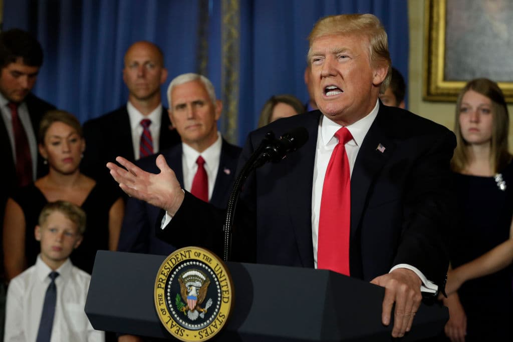 Trump pide de nuevo acabar con Obamacare, pero estas señales indican que eso no ocurrirá