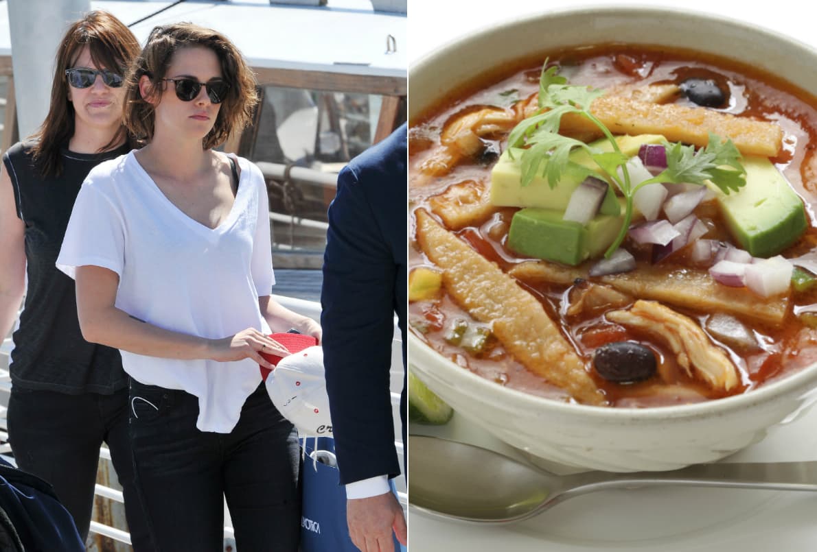 ¿Y quién diría que a Kristen Stewart le encanta la sopa de tortilla? A diferentes medios incluso ha confesado que la prepara muy rica.
