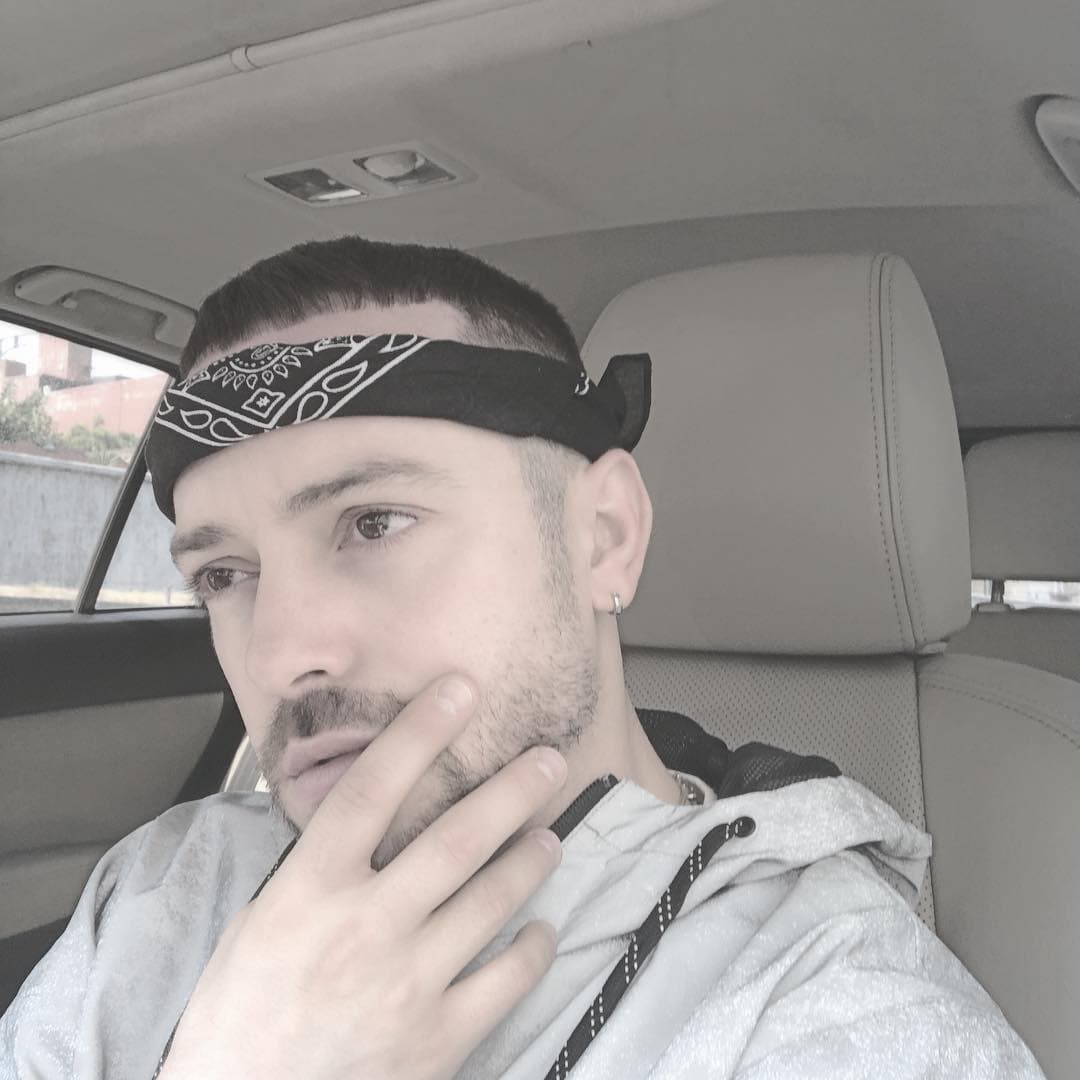 "El público ya sabe que ya soy un hombre y que ya no soy el chavito", puntualizó.