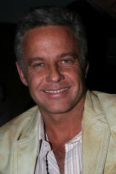 Su romance se hizo público gracias a las fotografías que ambos comparten en redes sociales.