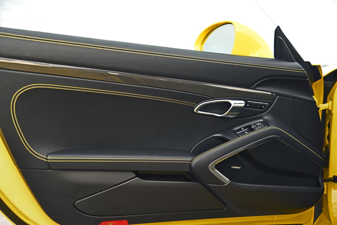 Porsche 911 Targa 4 GTS 2018 - 2019