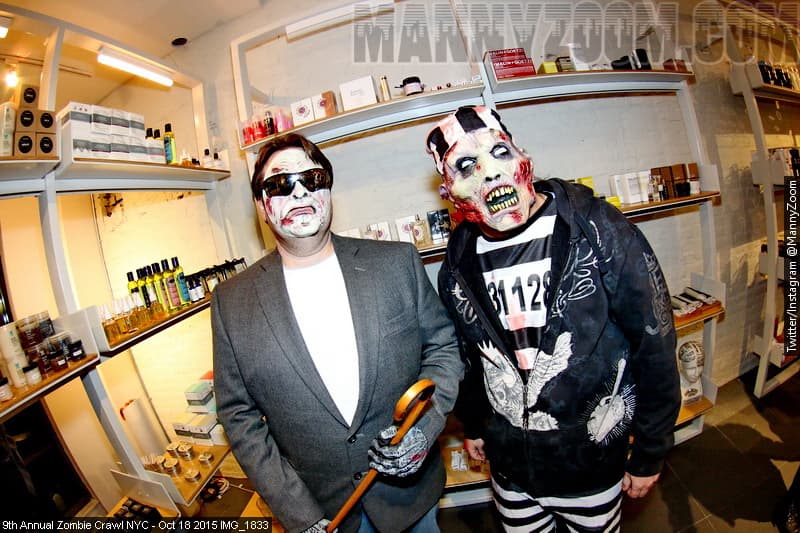 La ciudad de Nueva York se llenó de zombies en el Zombie Crawl 2015.
