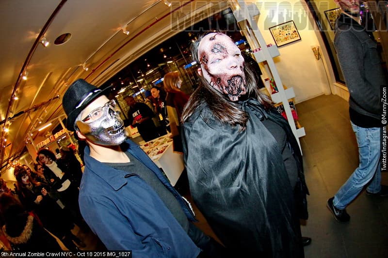 La ciudad de Nueva York se llenó de zombies en el Zombie Crawl 2015.