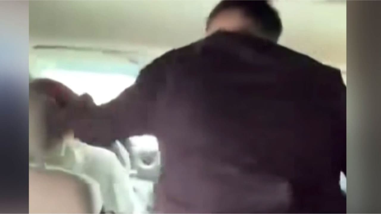 Un chofer de transporte público desata persecución con pasajeros a bordo en México