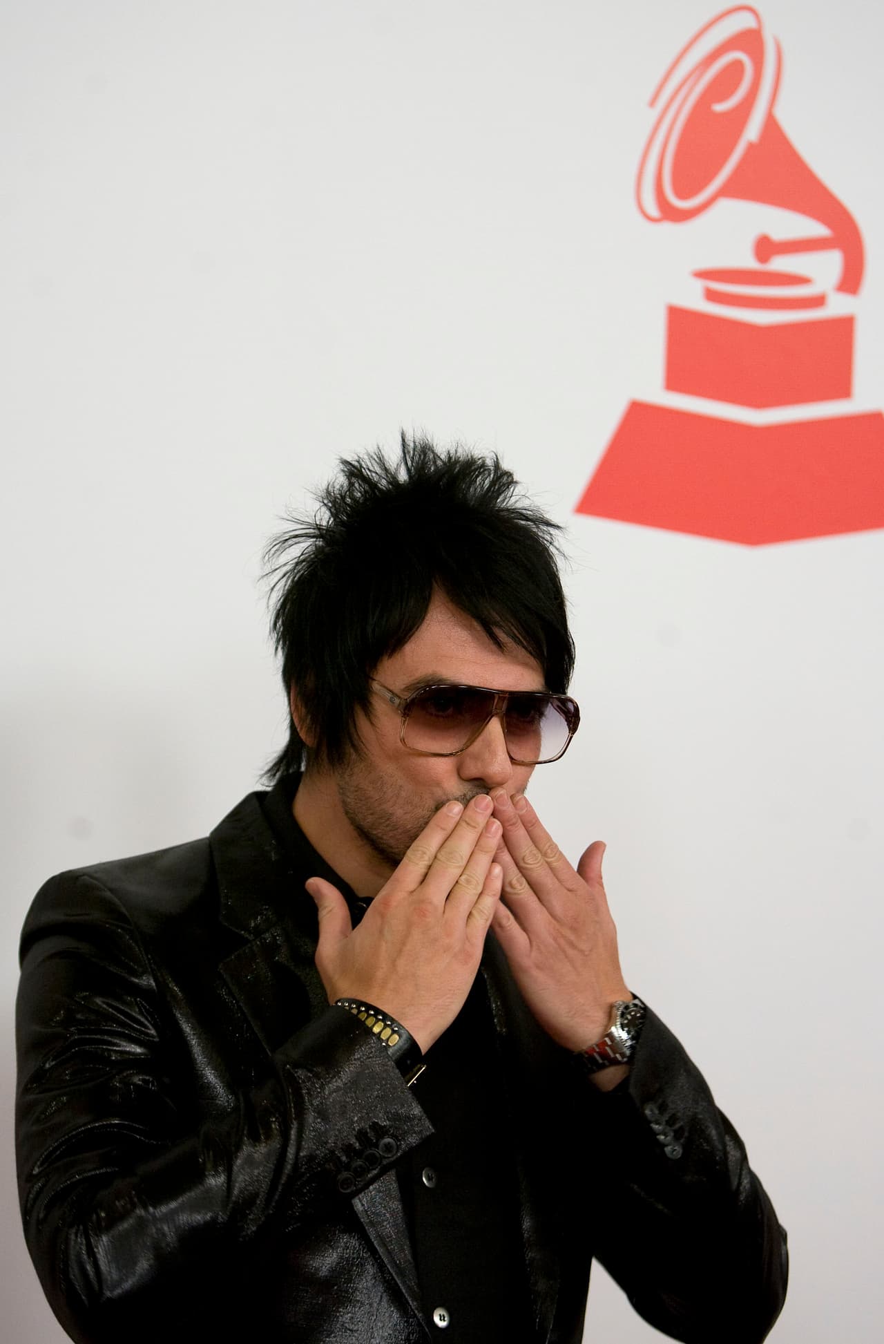 Hoy, a casi seis años de la muerte de Jenni, Beto hizo una tierna confesión: "Yo pienso y creo en la existencia de una vida después de esta vida física, y seguramente en algún momento dado, nos encontremos en nuestro momento y quizá incluso en ese lugar darnos un primer beso".