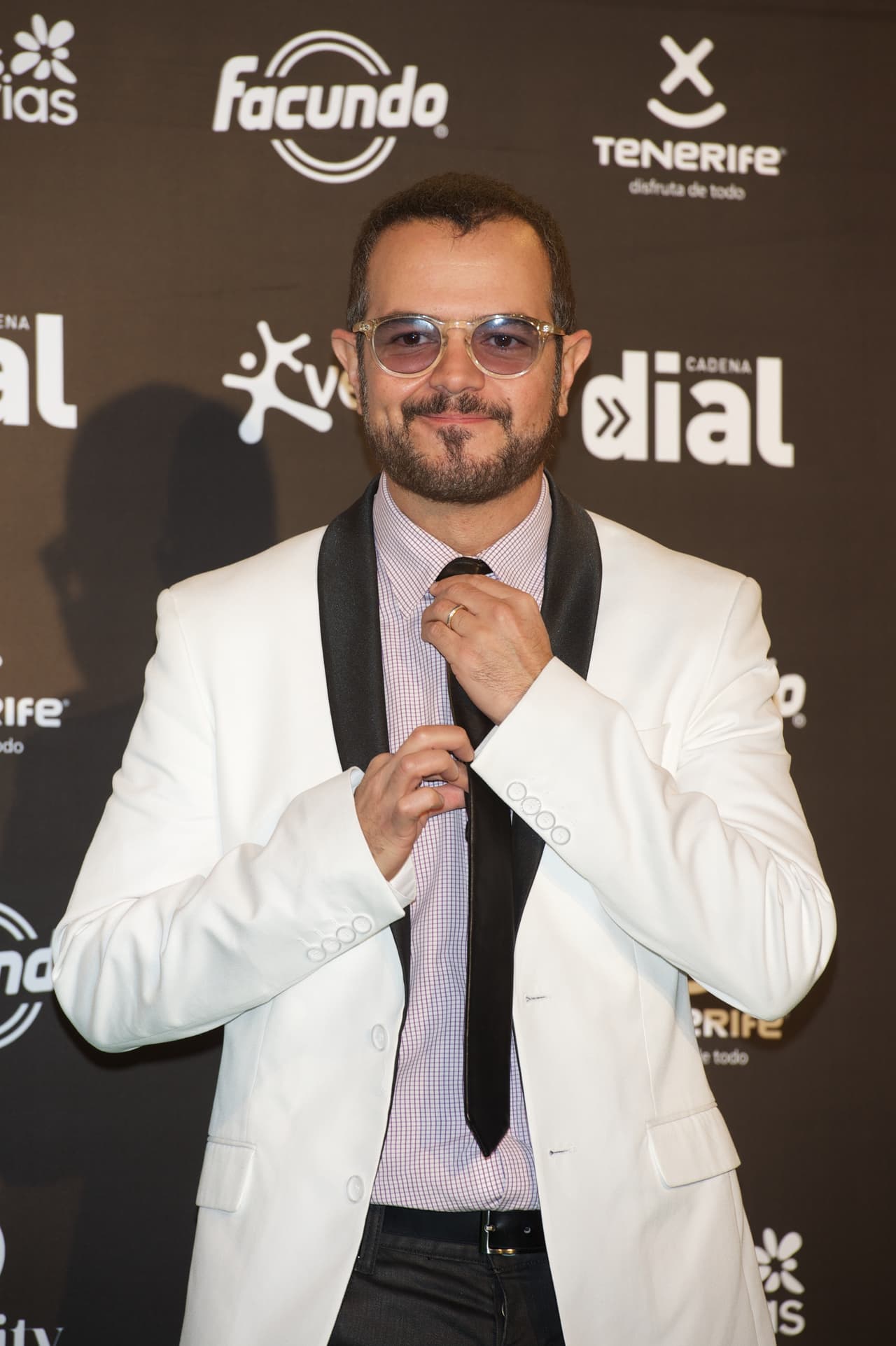 Recordemos, además, cuando
<b>Aleks Syntek</b> hizo fuertes declaraciones contra el género urbano por su contenido sexual y misógino.