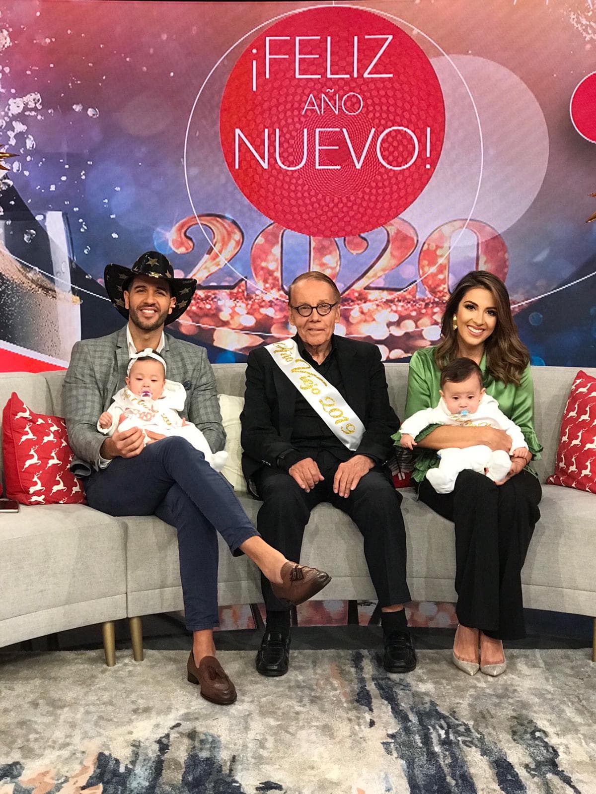 El año viejo les deja grandes aprendizajes y hazañas, mientras que el nuevo los invita a renovarse y reiniciar su vida.